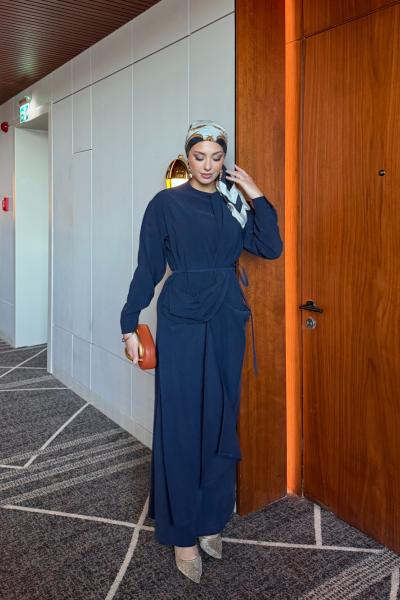 Almira Elbise Lacivert