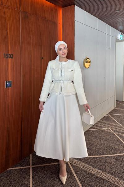 Betül Etekli Takım Beyaz